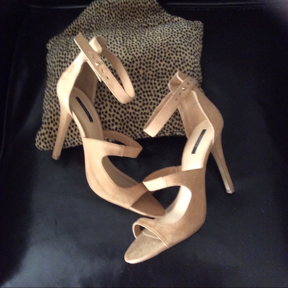 Tan suede Stiletto sandal